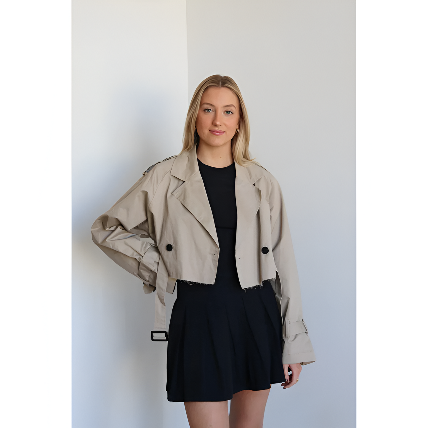 Dames Trenchcoat - Ingekort Model - Lenteproof - Veelzijdige Kleur