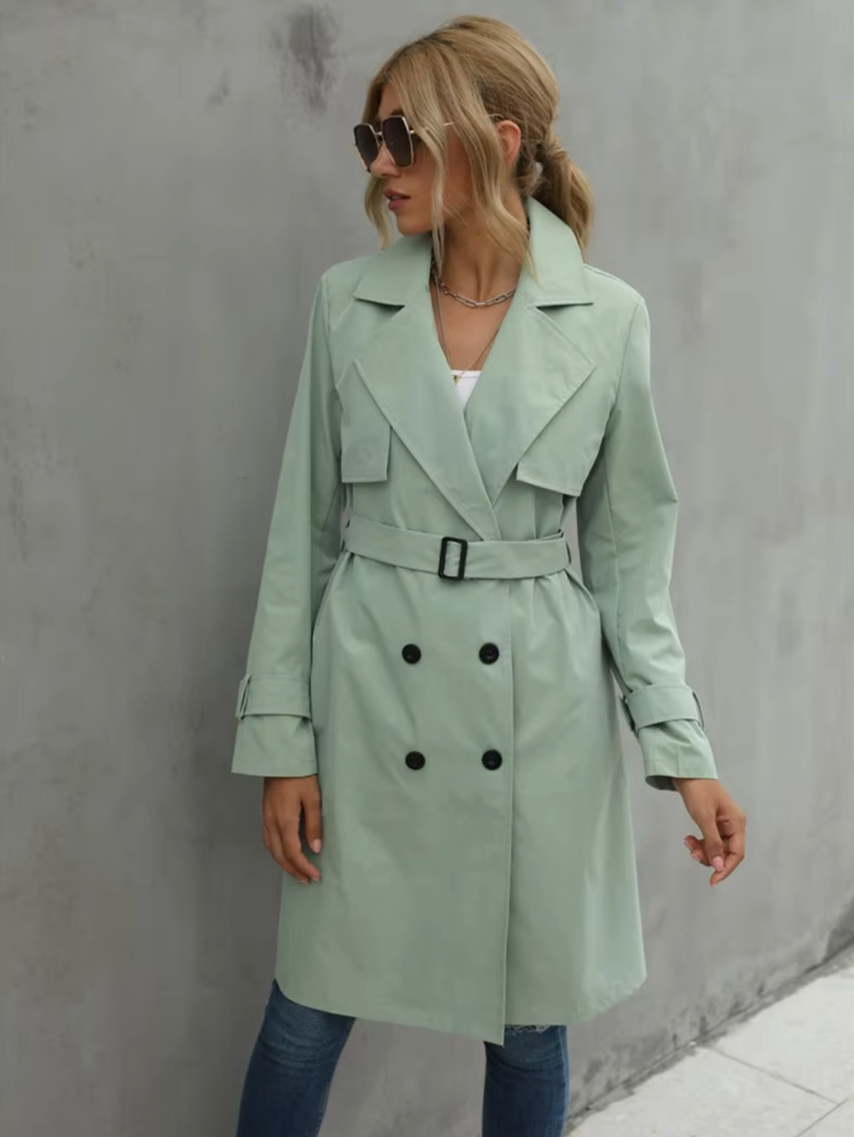 Lange trenchcoat voor dames – Tijdloze stijl – Verstelbare taille – Dubbelrijks